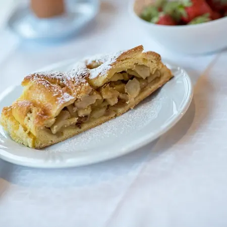 Bed & Breakfast Omis Pennhaus *